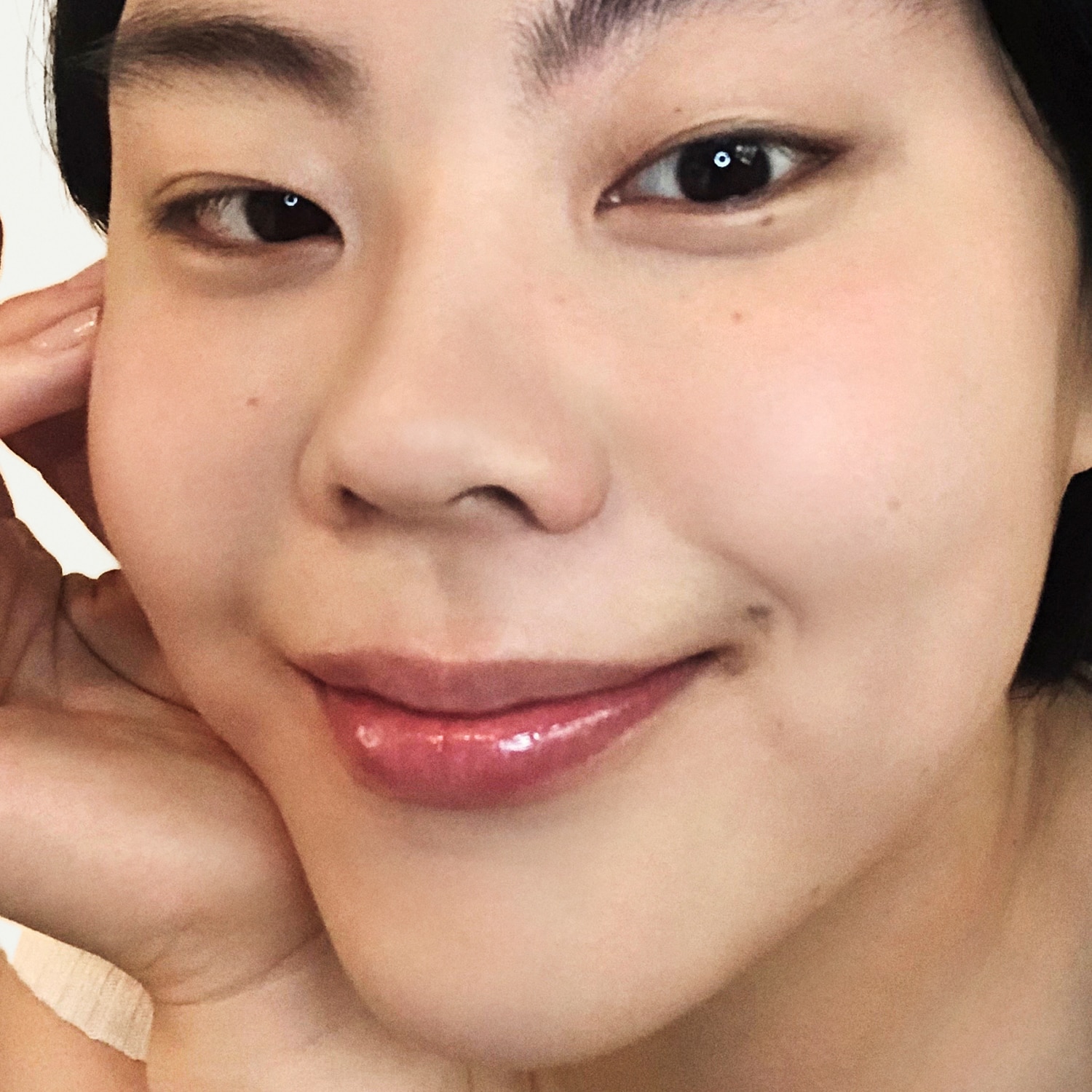 LIQUID TOUCH BRIGHTENING CONCEALER (CORRECTOR)